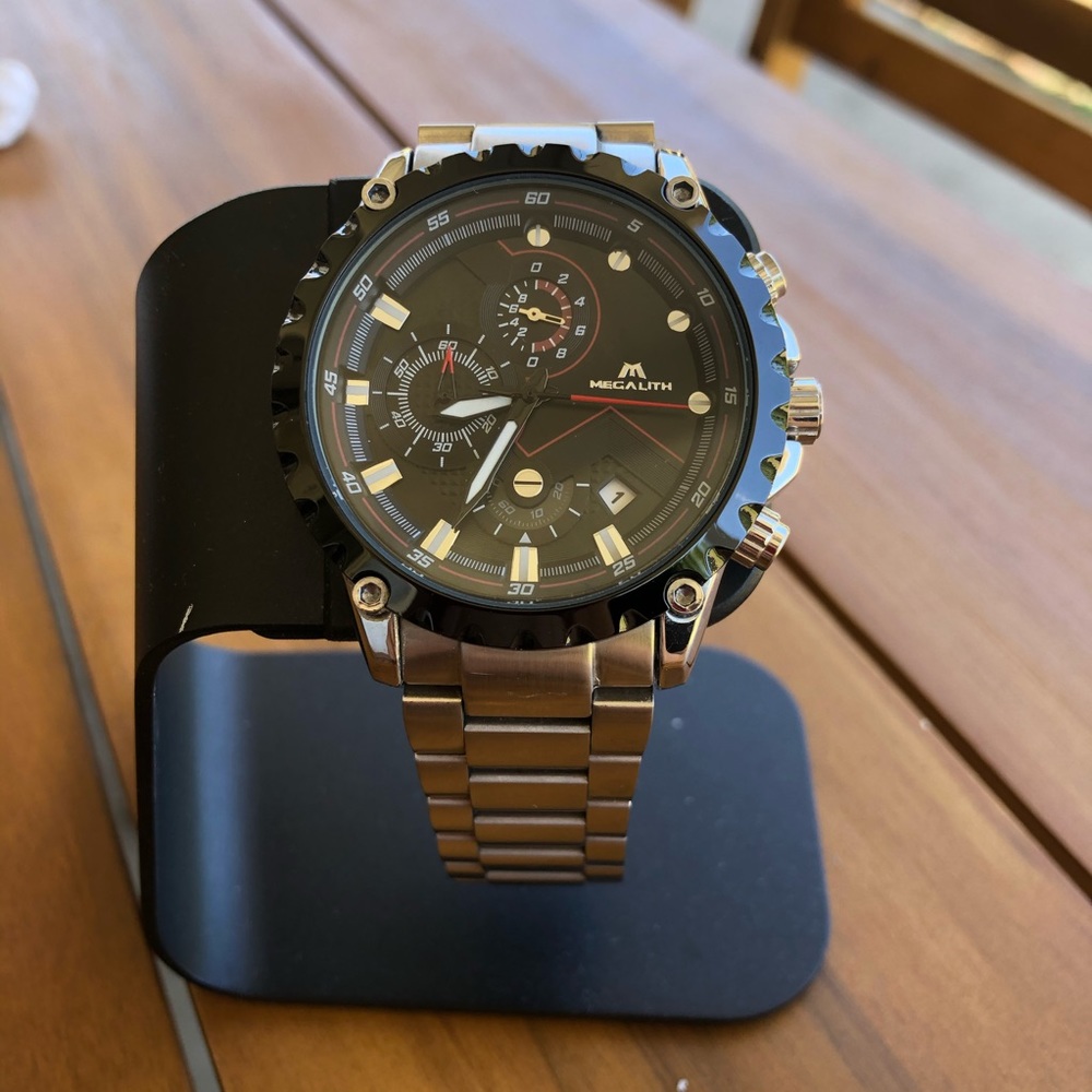 Mens Classic Elegant Watch